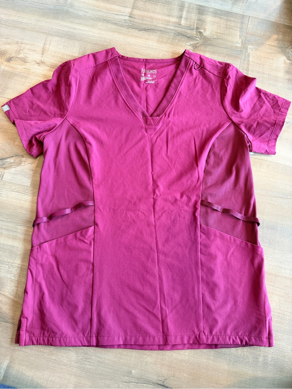 Hanes Comfort Fit Scrubs Women's Small V-Neck Scrub Top Pink Small